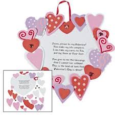 Crello has tons of templates to start with! Pin By Mariah York On Church Crafts Sunday School Valentines Valentines School Valentine Wreath Craft