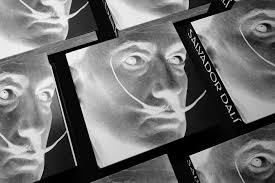 Salvador Dali Editorial On Behance S Izobrazheniyami