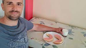 Július 25., 02:37 a lap szövege creative commons nevezd meg! Jakab Peter Ismet Ledobta A Parizereskifli Bombat Tejjel 24 Hu