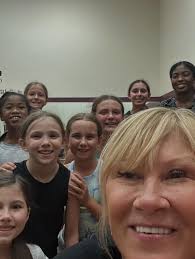 Wow what a fabulous first two days of dance !! So honored that so many have  chosen us for their children's dance year ! We promise to be the best  choice ever