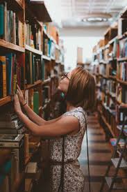 Read on for some hilarious trivia questions that will make your brain and your funny bone work overtime. Making Trivia Masters Using Trivia To Turn Students Into Explorers Programming Librarian