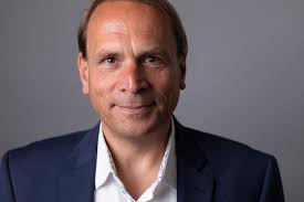 Professor Lutz Marten