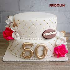 Sehr saftig, schön schokoladig und nussig. Fridolin Pasteleria Austriaca Fotos Facebook