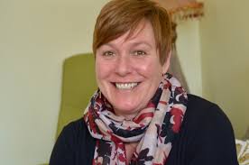 Kentville woman returns bank manager's kindness, with a kidney