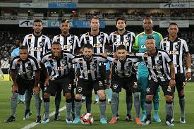 A boa notícia é o retorno do lateral direito samuel xavier e do atacante caio paulista. Fluminense X Botafogo Veja A Provavel Escalacao Do Fogao Para O Classico Torcedores Noticias Sobre Futebol Games E Outros Esportes