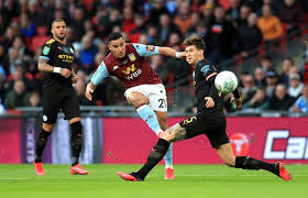 Man city beat villa with silva's controversial late goal. Aston Villa 1 2 Man City Guardiola S Men Secure Third Straight Efl Cup