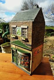 1 12 Scale Very Dilapidated Old Village Shop Dolls House Casas De Munecas Casas Fachadas