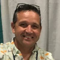 100+ perfiles de «Benbenek»