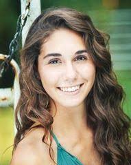 Liz Whalen's Instagram, Twitter & Facebook