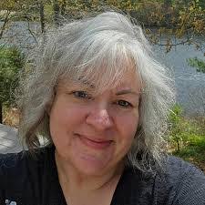 Darcy Sanders's Instagram, Twitter & Facebook