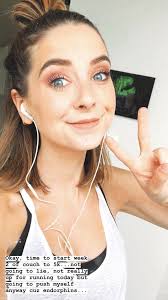 Pin By Melodie On Zoella Zoe Sugg Style Makeup Zoe Sugg Zoella Celebs