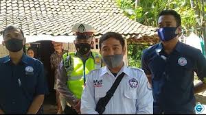 Yaitu mengolesi ujung dot dengan brotowali agar terasa pahit. Video Udah Gede Masih Ngedot Video Udah Gede Masih Ngedot Sudah Punya Anak Cinta Penelope Masih Suka Ngempeng Showbiz Liputan6 Com Read More Video Udah Gede Masih Ngedot Dalam Memeriahkan Hari