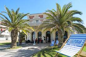 * office de tourisme est un camping situé 30 r michel rédarès 30240 le grau du roi. Office De Tourisme Le Grau Du Roi Port Camargue Le Grau Du Roi Aktuelle 2021 Lohnt Es Sich Mit Fotos