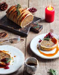 From creamy lasagna to impressive pork tenderloin, these delicious alternative christmas dinner ideas are a twist on the traditional. 17 Vegan Roast Dinner Recipes Ready For Christmas