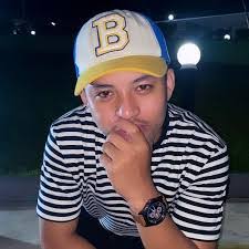 Janice Largo's Instagram, Twitter & Facebook