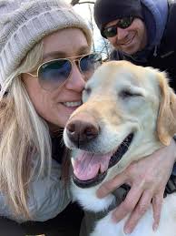 Editors, please remove the dog from this picture 🙏🙏