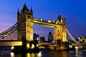Banyak masyarakat dari seluruh dunia yang ingin pergi ke london untuk menikmati keindahan kotanya. Cheria Travel London Sebagai Ibu Kota Negara Inggris Memberikan Banyak Pilihan Tempat Wisata Yang Mempesona Untuk I London City London Inggris Wisata London