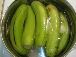 Pisang merupakan salah satu buah yang di gemari oleh semua lapisan masyarakat dari berbagai usia. Perlu Tau Khasiat Rebus Pisang Mentah Rebus Ditambah Garam Ternyata Seperti Ini