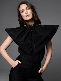 Keira knightley's starred in so many period pieces what pandemic hasn't she survived? Keira Knightley On Fame Family Busting That Fairytale Myth Porter