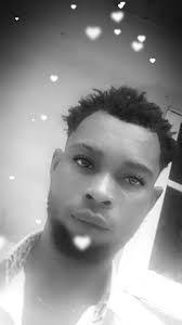 Vick Brown's Instagram, Twitter & Facebook