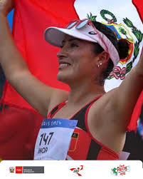 𝗘𝘃𝗲𝗹𝘆𝗻 𝗜𝗻𝗴𝗮: ¡𝗢𝗿𝗼 𝗽𝗮𝗿𝗮 𝗹𝗮 𝗿𝗲𝗶𝗻𝗮 𝗱𝗲 𝗹𝗮  𝗺𝗮𝗿𝗰𝗵𝗮!🏅🇵🇪 ¡Orgullo nacional! Evelyn Inga, atleta olímpica y  emblema del atletismo peruano, volvió a la competencia con una actuación  histórica: medalla de oro en