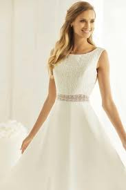 Wie oft wird die hochzeitskleid standesamt kurz aller voraussicht nach benutzt werden? Brautkleid Standesamt Kurz Anna Moda Bietet Edelste Labels