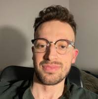 900+ profile według frazy „Daniel”