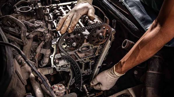 Professional car tune up and engine maintenance service