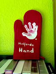 Helfende Hand Ofenhandschuh Basteln Mit Kindern Geschenke Basteln Mit Kindern Weihnachtsgeschenke Kinder Geschenke Basteln