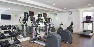 Butterfly place and kimball farm are also worth visiting. Hotels Near Lowell Ma In Chelmsford With Pools Holiday Inn Express Chelmsford