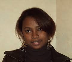 Hantarinia Sandra LEDO (RAKOTOZAFY), 38 ans (CLAIROIX, TOAMASINA)