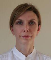 Rug colors going out of style for 2025, according to interior designers