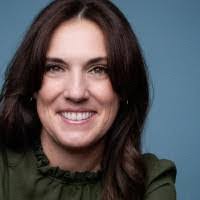 Desiree Dowling's Instagram, Twitter & Facebook