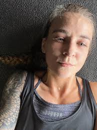 Little dripper making puddles nudes | GLAMOURHOUND.COM