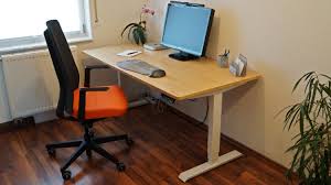 Desktopia Pro Testbericht Hohenverstellbarer Schreibtisch