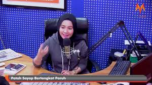 Drama patah sayap bertongkat paruh yang merupakan adaptasi novel karya hana ilhami akan ditayangkan di slot megadrama astro ria. Patah Sayap Bertongkat Paruh Thaqib Shaker Youtube