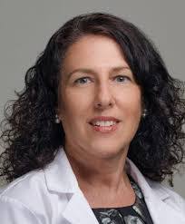 Elana Shapiro's Instagram, Twitter & Facebook