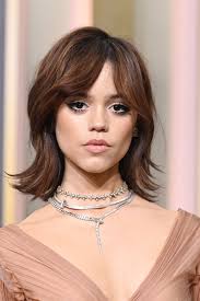 The 'Butterfly Bob' Is the Winter 2025 Haircut That Will Refresh Your Look  For 2026