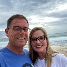 who embroiders hats in cedar rapids?