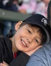 Arlene Lyon's Instagram, Twitter & Facebook