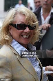 369 Elaine Simon Stock Photos, High-Res Pictures, and Images