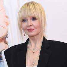 Валерия в праздничном концерте ко дню космонавтики. Valeriya Rasskazala O Prosbe Shnurova Pomoch Shou Biznesu Muzyka Kultura Lenta Ru