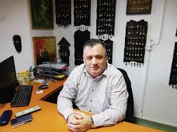 Bătrânifericiți.ro este cel mai cuprinzător catalog de servicii și produse de îngrijire a bătrânilor din românia. Valentin GiurcÄ Directorul CÄminului Pentru Persoane Varstnice Craiova Este Prima DatÄ Cand Am Trecut Dosare Pe O ListÄ De AÈteptare FuncÈionÄm La Capacitate MaximÄ Realitatea De Craiova