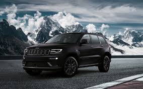 Download Wallpapers Jeep Grand Cherokee S 4k Road 2018 Cars Suvs New Grand Cherokee Jeep Besthqwallpapers Com Jeep Grand Cherokee Jeep Grand All Black Jeep