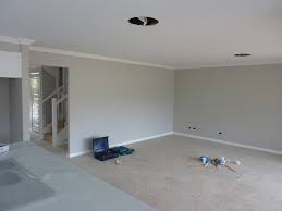Dulux Grey Pebble Skirting Is Vivid White Dulux Grey Pebble Gray Painted Walls Grey And White Hallway