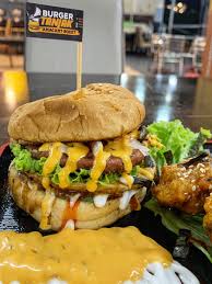 Burger king crispy chicken tenders adalah potongan daging ayam yang dilapisi dengan tepung crispy yang. Cyberjaya Info On Twitter Kalau Dinner Dengan Kawan Kawan Boleh Cuba Burger Set Orang Kaya Portion Dia Besar Dan Meriah Ada Burger Ayam Goreng Karaage Cheezy Wedges Berbaloi Https T Co 6hh4s8df21