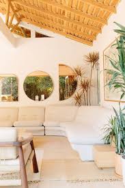 Le Style Californien Conseils Deco D Interieur Be Vinsign Brocante En Ligne Suisse En 2020 Deco Interieure Style Californien Architecture D Interieur