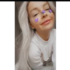 chloe pratt (@chloepratt_x)