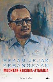 Kusumaatmadja served as the foreign minister between 1978 and 1988 at which point he was succeeded by ali alatas.1 during his. Rekam Jejak Kebangsaan Book By Mochtar Kusumaatmadja Gramedia Digital