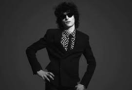 Maybe you would like to learn more about one of these? Finn Wolfhard Aus Stranger Things Ist Das Neue Gesicht Von Yves Saint Laurent The Postie